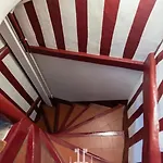 L'escalier D'h 3 Duplex Charm & Family Apartamento *
