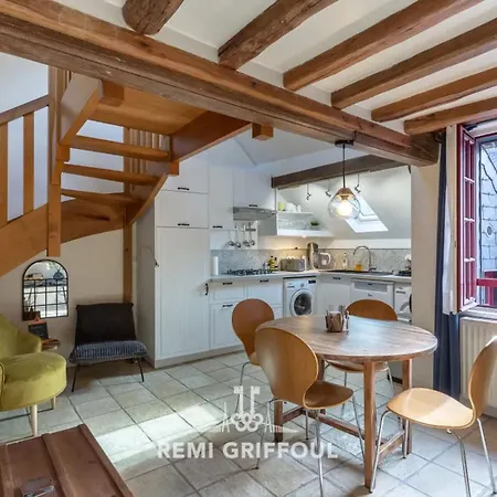 L'escalier D'h 3 Duplex Charm & Family Apartamento