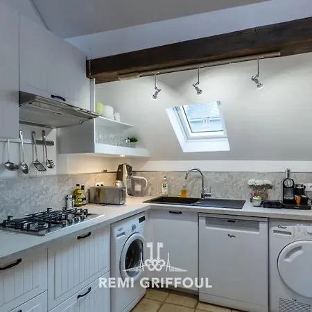 L'escalier D'h - Duplex 3 In The Center - Normand Charm - Family Apartment *