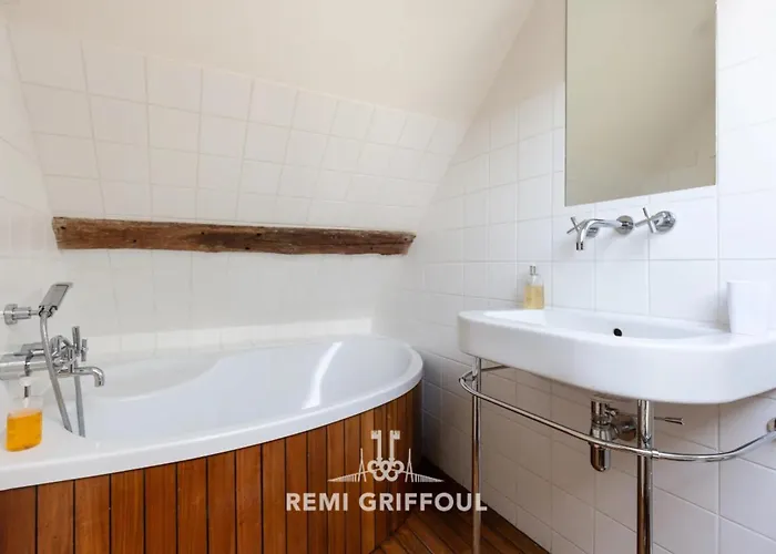 L'escalier D'h 3 Duplex Charm & Family *